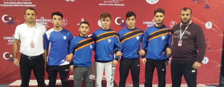 Güreş Şampiyonasında Başarılı Olduk